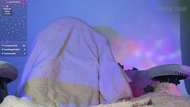 Živý XXX chat Alahia7demon