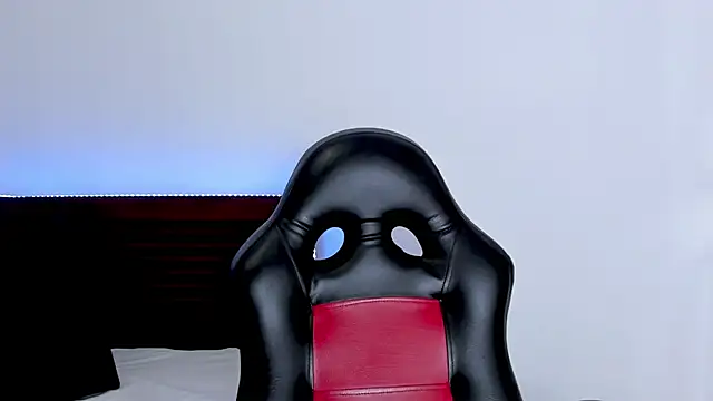 Chat +18 de vanessa_saquirt ao vivo