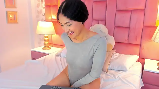 Živý XXX chat EllaEvanz