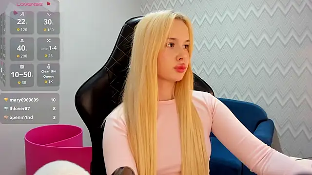 NicoletaCooper's Live XXX Chat