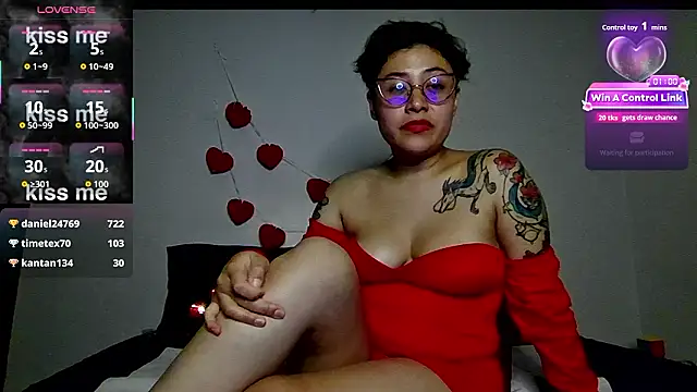 دردشة Juliexxxxtasy الجنسية المباشرة