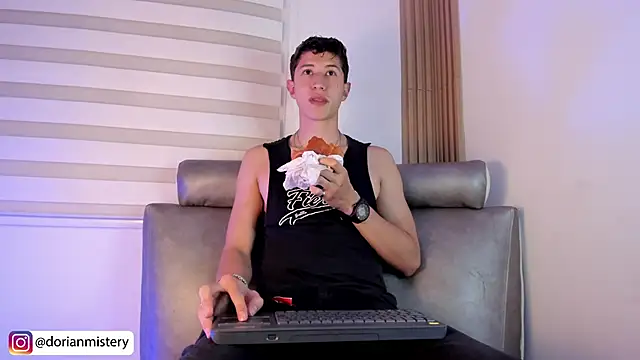 Dorianmistery2322_'s Live XXX Chat