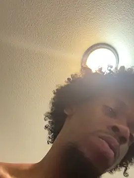 Chat XXX en directo de pussyeater_-