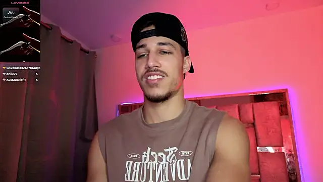 orionblaze69_ Adlı Modelin Canlı XXX Sohbeti