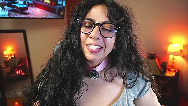 coraline_latin Webcam show