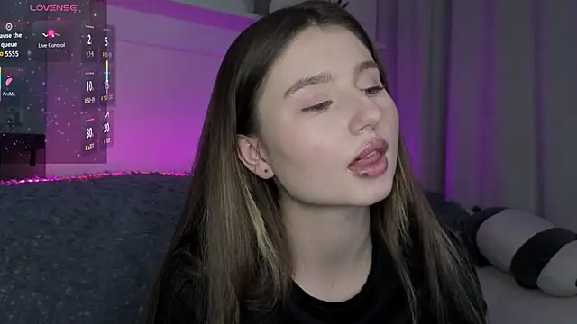 Chat +18 de _Lua__ ao vivo