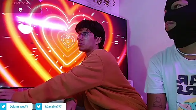 COUPLEHOTTDF 라이브 XXX 채팅