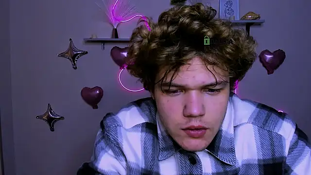 Онлайн чат XXX lucas_long_