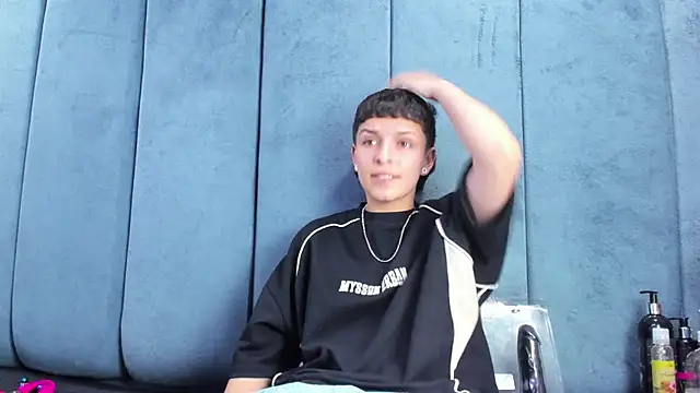 Chatroom XXX en direct de Megan_Thompson_