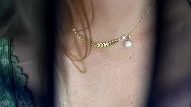 Special___ live XXX chat