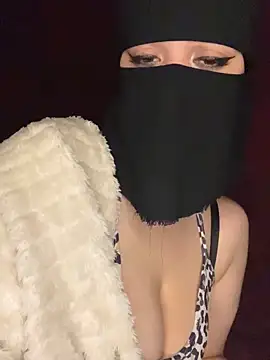 Sembang XXX Secara Langsung RooVaaN-Xx