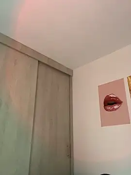 Chat +18 de Cat2525 ao vivo