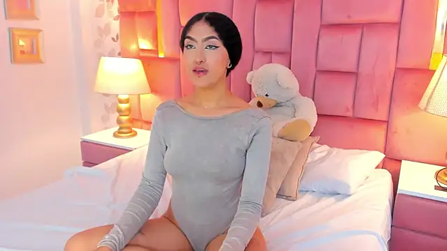 EllaEvanz Adlı Modelin Canlı XXX Sohbeti