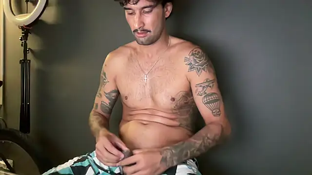 ZeusDelicious élő XXX-chatje