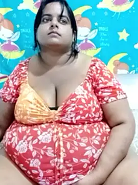 SusanaEshwar's Live XXX Chat