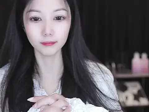 Chat XXX en directo de Nuyoah-77