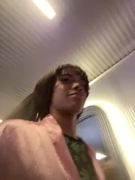 Chat XXX en directo de Stellaciel_