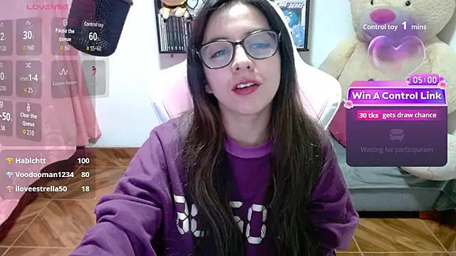 Maggie_Fox3 élő XXX-chatje