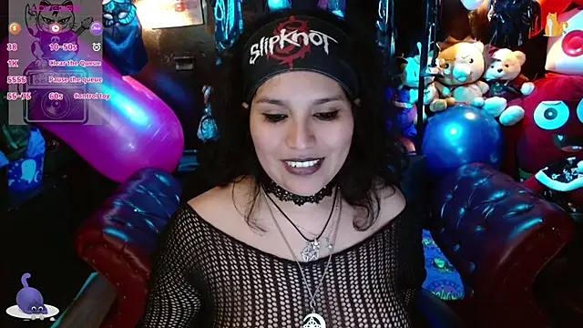 Chatroom XXX en direct de kureiji_hentaii