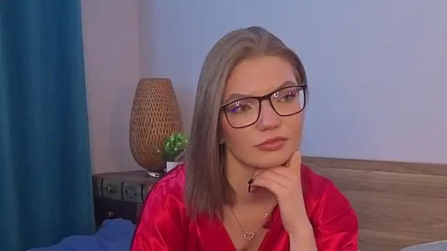 XXX chat uživo modela JeaneneWoltz
