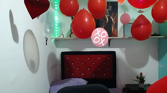 maynor_1998: διαδικτυακό σόου στην κάμερα