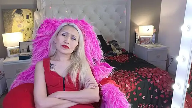 RoxalanaStar Chat XXX in diretta