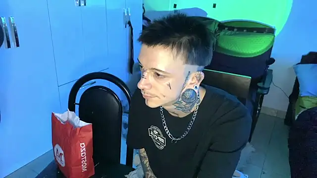 XXX chat uživo modela Seebohm1111