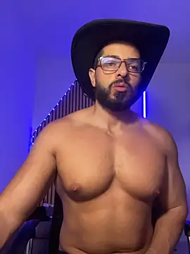 Show modela magnumchris na web-kameri