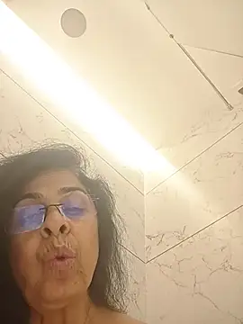 NakedMILFx – Live XXX-chat