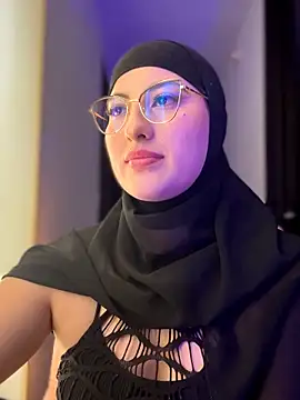 Badra_Abaid 即時 XXX 聊天