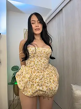 Show de rubyhill_2711 na webcam