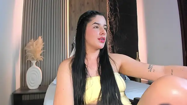 evelin_lopezz élő XXX-chatje