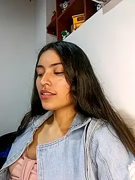 hotwife26: онлайн-секс-чат