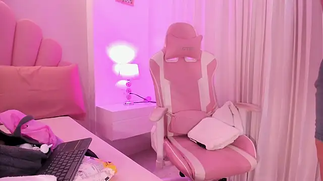 mia_yeager 现场XXX聊天