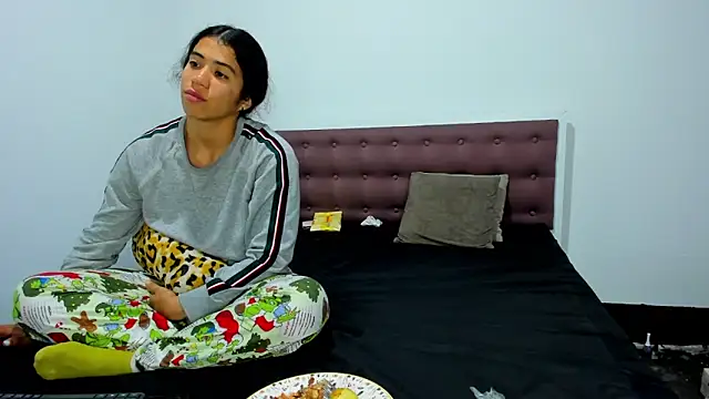 AshleyandCleo: онлайн-секс-чат