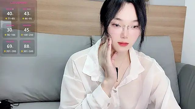 upoo7lt: онлайн-секс-чат