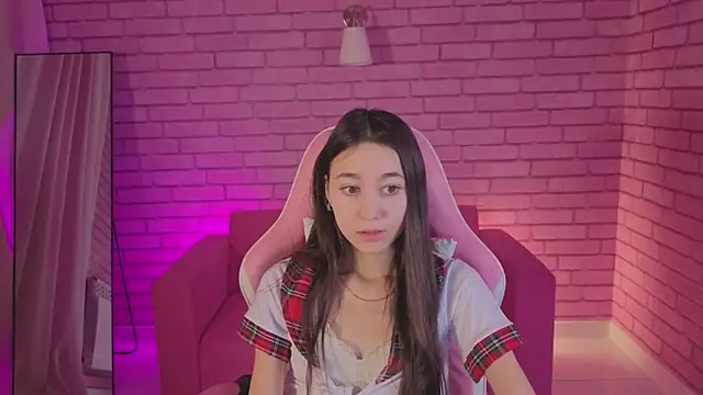 Nicole_Brownie – Naživo XXX chat