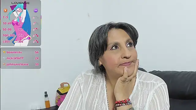 แชท XXX สดของ merlyna_goldens