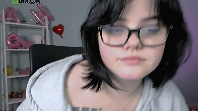 lika_pop: онлайн-секс-чат