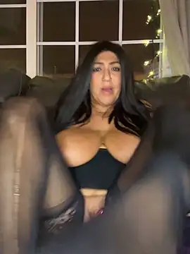 LittleMissEeve élő XXX-chatje