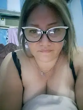 Chatroom XXX en direct de Carlotaazul