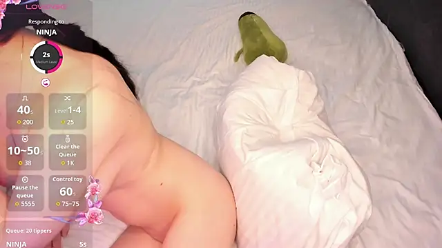 lovelymikky – Naživo XXX chat