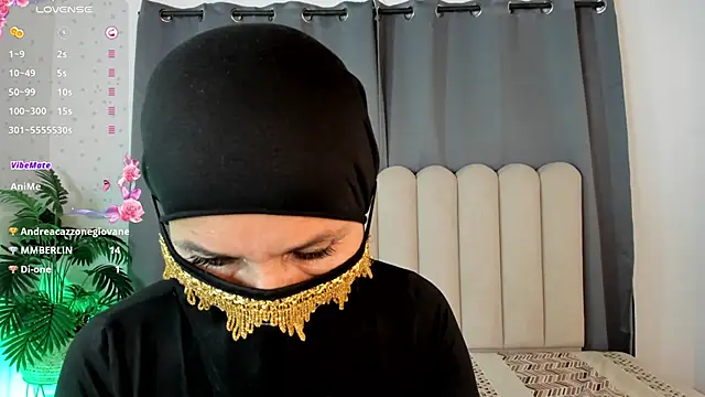 Latifa_ali Chat XXX in diretta