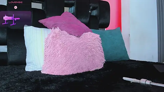 levana1 লাইভ XXX চ্যাট