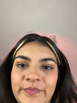 Cat2525's Live XXX Chat