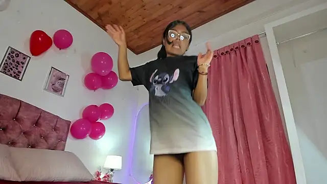 Chat XXX en directo de luna_velveth