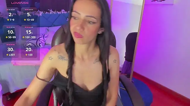 Mariam_Lopez__ élő XXX-chatje