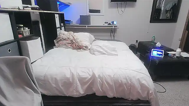 Webkamerová show sissytrapdolly24