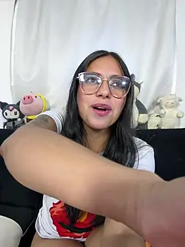 Clawd_hot লাইভ XXX চ্যাট