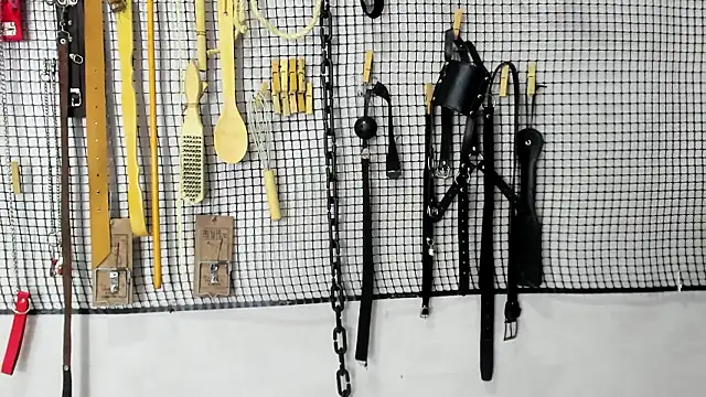 XXX chat uživo modela BDSM_MEDUZA